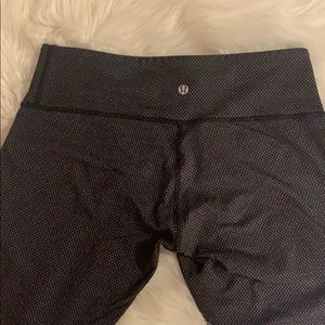 Lululemon women’s legging size 8